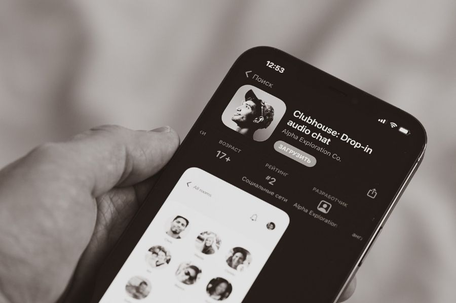 Clubhouse Audio Social iOS App