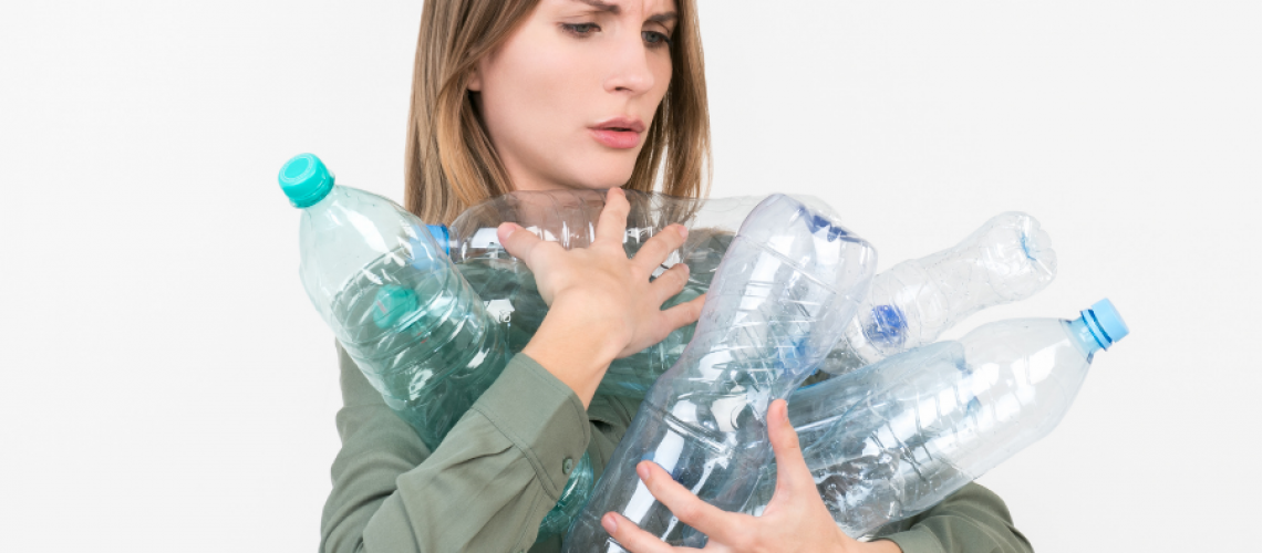 Why Plastic Is Harmful to Your Health and How to Detox from It (2)